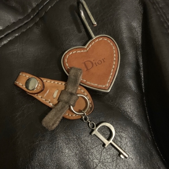 Vintage CHRISTIAN DIOR trotter bag with heart lock - Picture 6 of 6